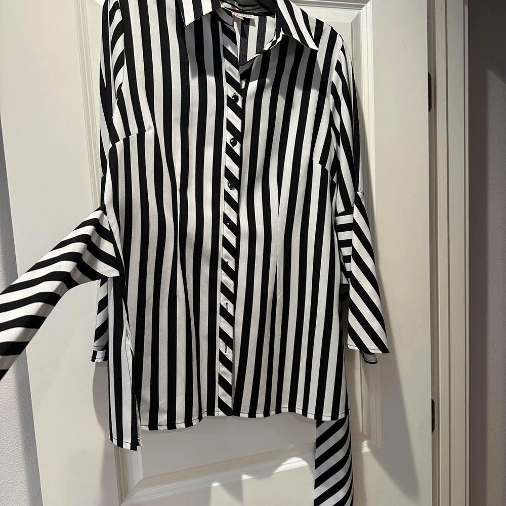 Mischa Blouse - image 7